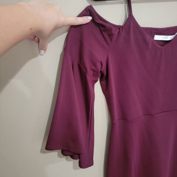Susana Monaco Cold Shoulder Bell Sleeve Dress Size Large - Picture 5 of 6